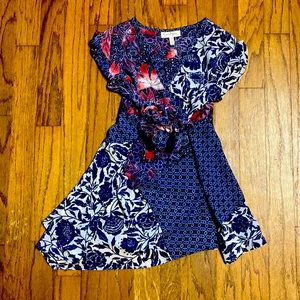 Jessica Simpson Maternity XS wrap style shirt